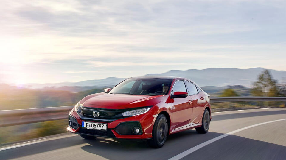 Honda zabojuje o titul Auto roka na Slovensku už s 10. - kompletne prepracovanou - generáciou Civicu.