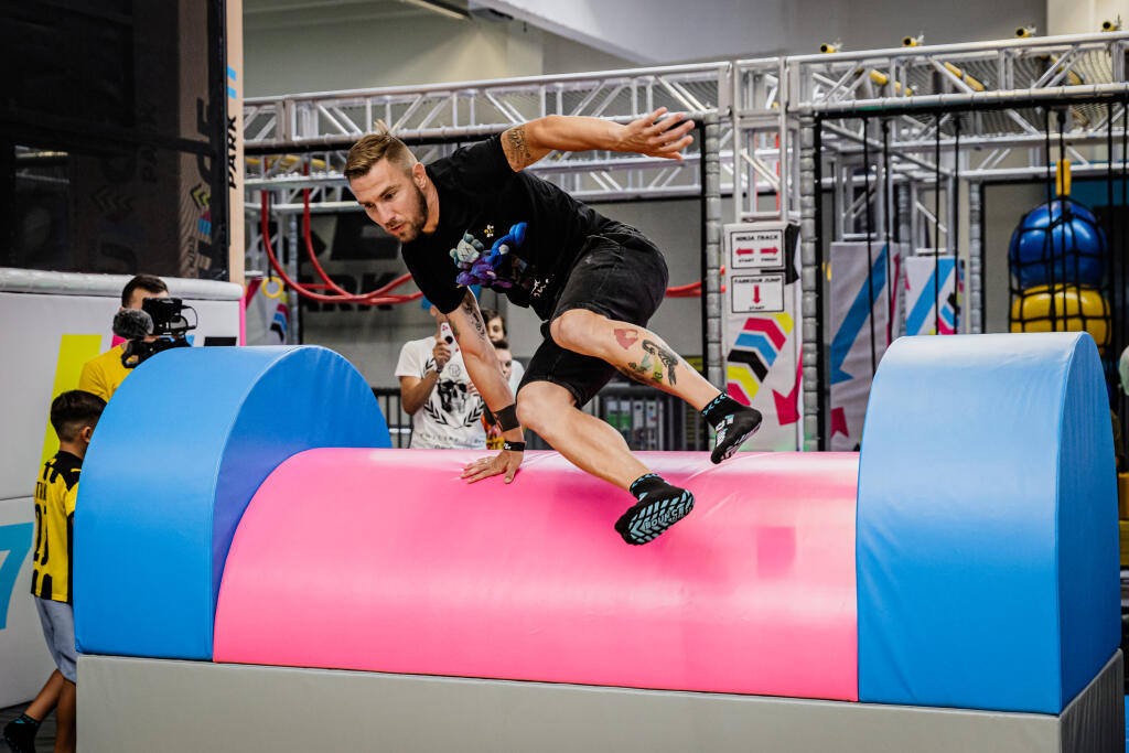 Na snímke Erik Jendrišek počas slávnostného otvorenia Bounce Park 17, najväčšieho športovo zábavného parku na Slovensku.