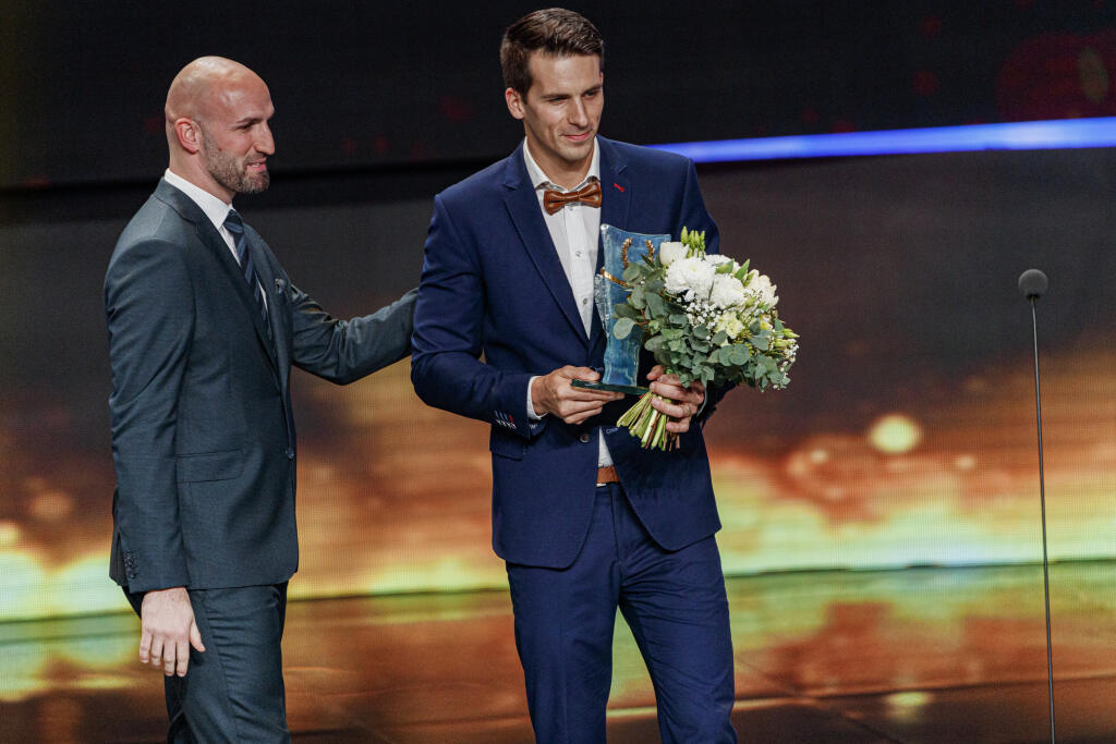 Na snínke Róbert Vittek a Matej Beňuš počas galavečera Športovec roka 2019.