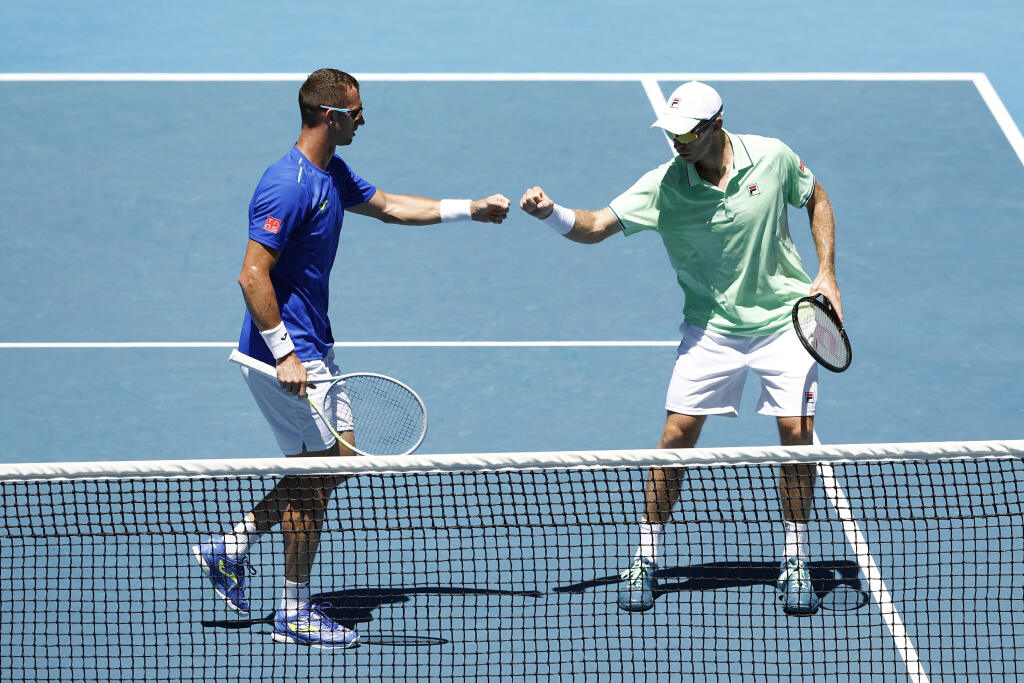 Filip Polášek a John Peers na Australian Open 2022.