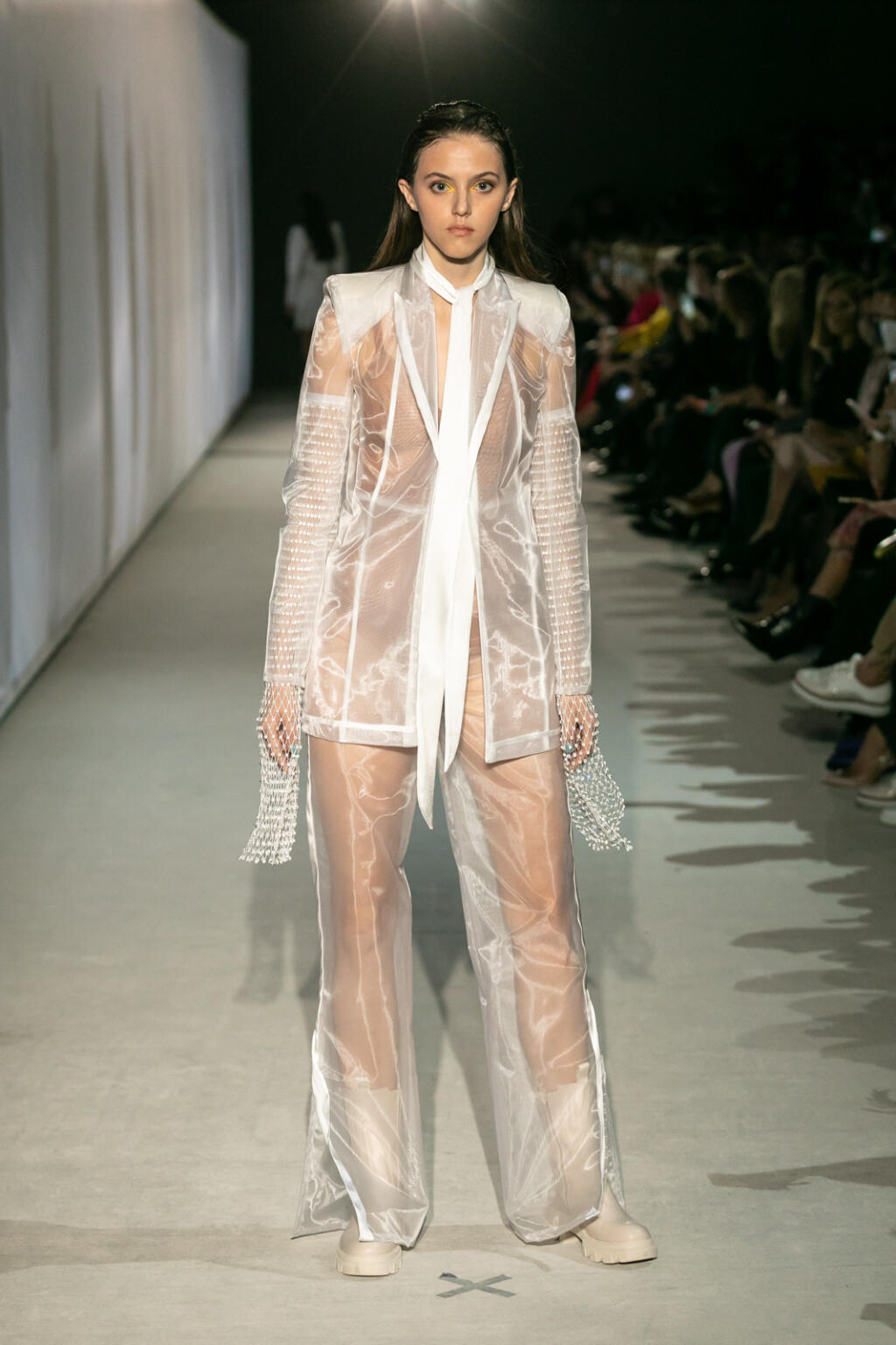 Kolekcia Narcissus dizajnéra Borisa Hanečku na Fashion LIVE! 2021.