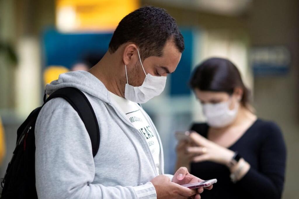 Vírus na displeji prežije až 4 dni. Poradíme vám, ako vyčistiť smartfón