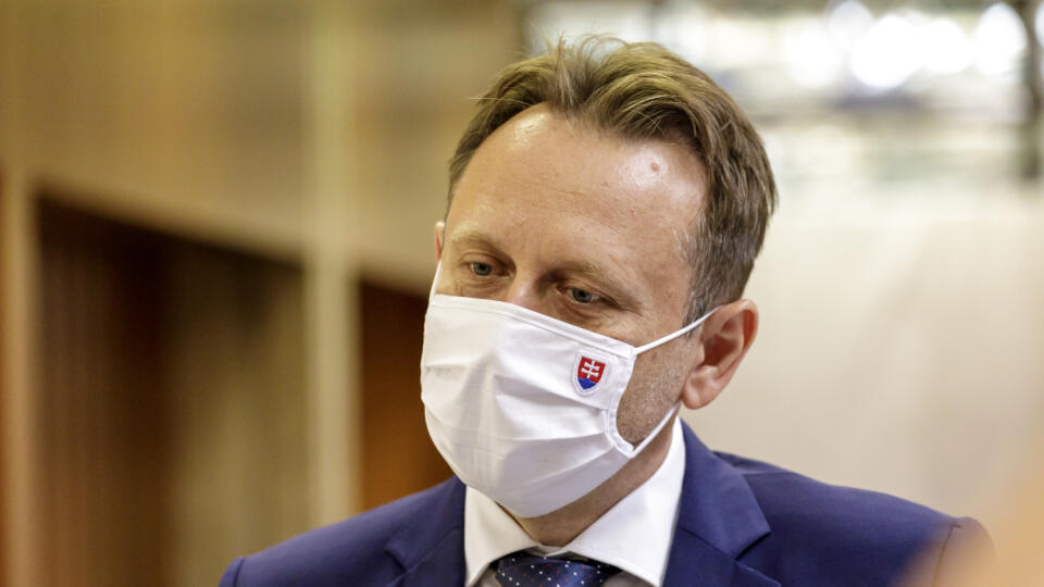 Doteraz bol v prezentácii reformy národných parkov aktívny najmä šéf envirorezortu Ján Budaj. Ako sa k veci postaví minister pôdohospodártsva Samuel Vlčan?