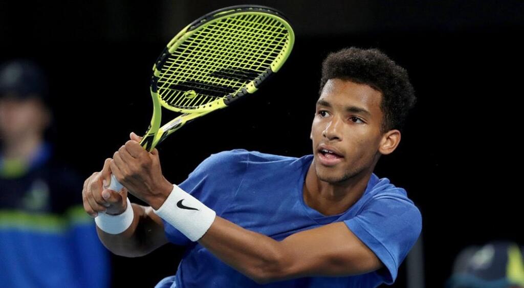 Kanadský tenista Felix Auger-Aliassime bude počas antukovej časti sezóny na okruhu ATP dostávať rady od Toniho Nadala, ktorý v minulosti priviedol svojho synovca Rafaela Nadala k zisku šestnástich grandslamových titulov.