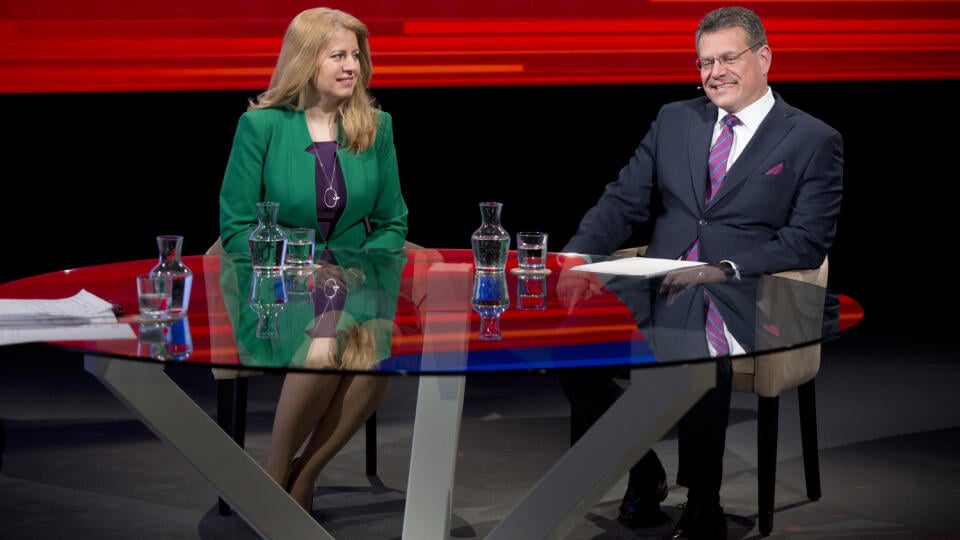 Kandidát na prezidenta Maroš Šefčovič a Zuzana Čaputová na debate v RTVS