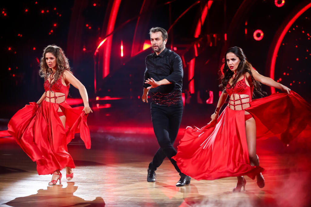 8.kolo natáčania tanečnej súťaže celebrít Let´s Dance 2017 v Bratislavskej Inchebe. Na snímke Vladimír Kobielsky, Dominika Chrapeková a Katarína Lacková