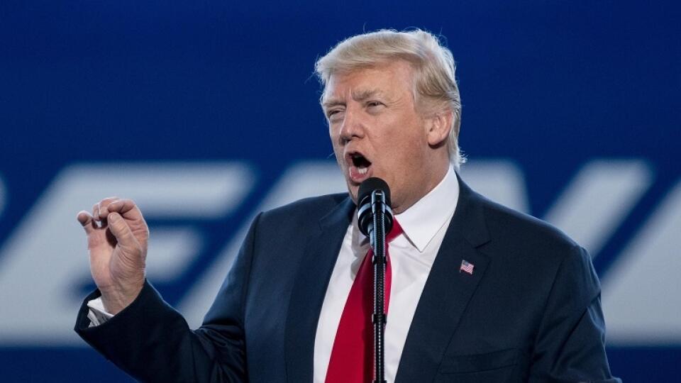 U.S. President Donald Trump addresses employees at the debut of the new Boeing 787-10 Dreamliner aircraft at the Boeing factory February 17, 2016 in North Charleston, SC. The visit comes two days after workers at the South Carolina plant voted to reject u