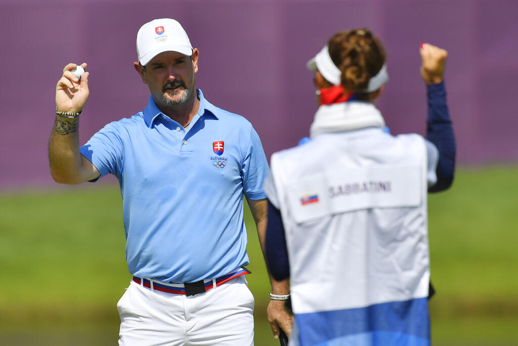 Slovenský golfista Rory Sabbatini získal na olympiáde v Tokiu striebro. Pre slovenskú výpravu vybojoval tretiu medailu, druhú striebornú.