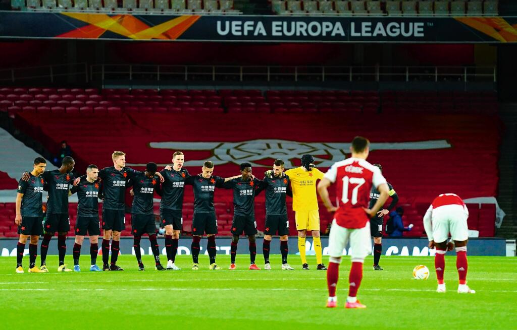 NEPEKNÉ OBVINENIA Slavisti po obetavom výkone uhrali v Londýne remízu 1 : 1. Britské médiá však riešili iba to, prečo pred zápasom nepokľakli a neprejavili rešpekt hnutiu Black Lives Matter. Išlo pritom o nedorozumenie.