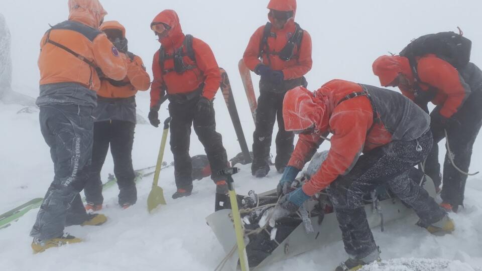 Už niekoľkým turistom počas tejto zimy horskí záchranári pomôcť nedokázali.