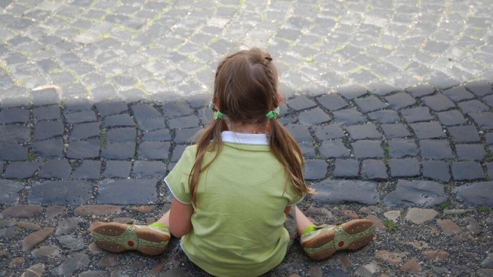 Pedofilom sa páčia deti podobne ako ostatným ľuďom dospelí. V praxi to znamená, že k nim pociťujú citovú náklonnosť a sú schopní sa do nich zamilovať so všetkým, čo k tomu patrí.