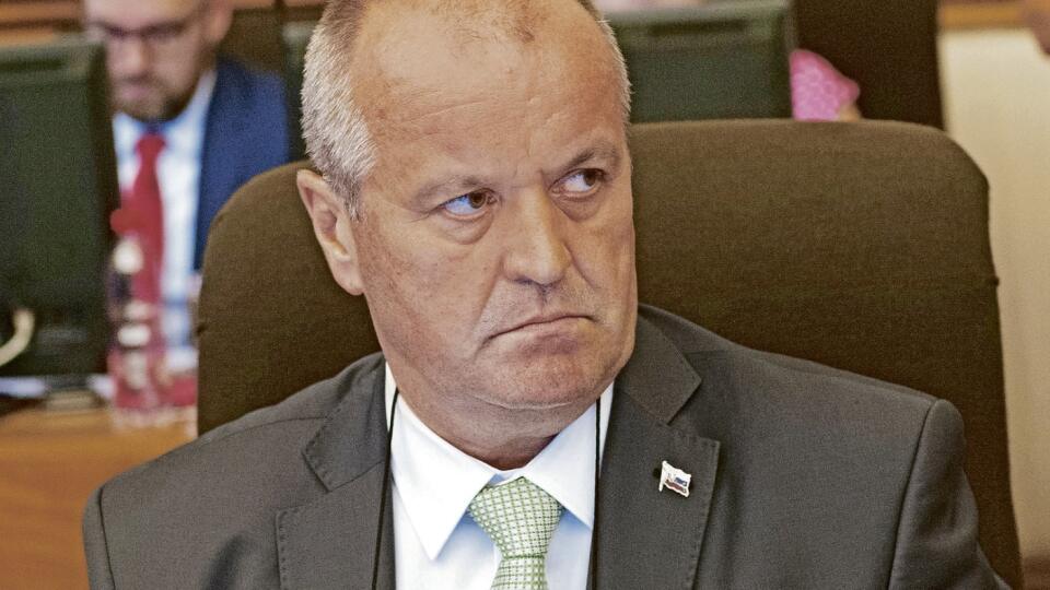 Minister obrany Peter Gajdoš