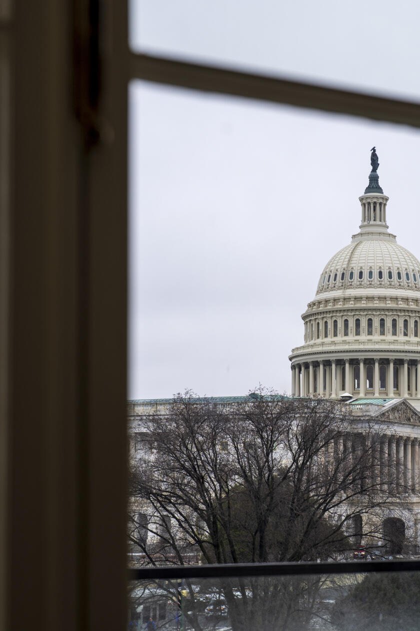 Americká Snemovňa reprezentantov zrušila zákaz benzínových áut v Kalifornii    