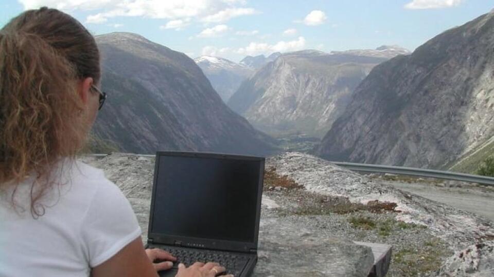 Internet by sa v budúcnosti mohol šíriť balónmi, dronmi, alebo nízkymi satelitmi aj do odľahlých miest sveta.