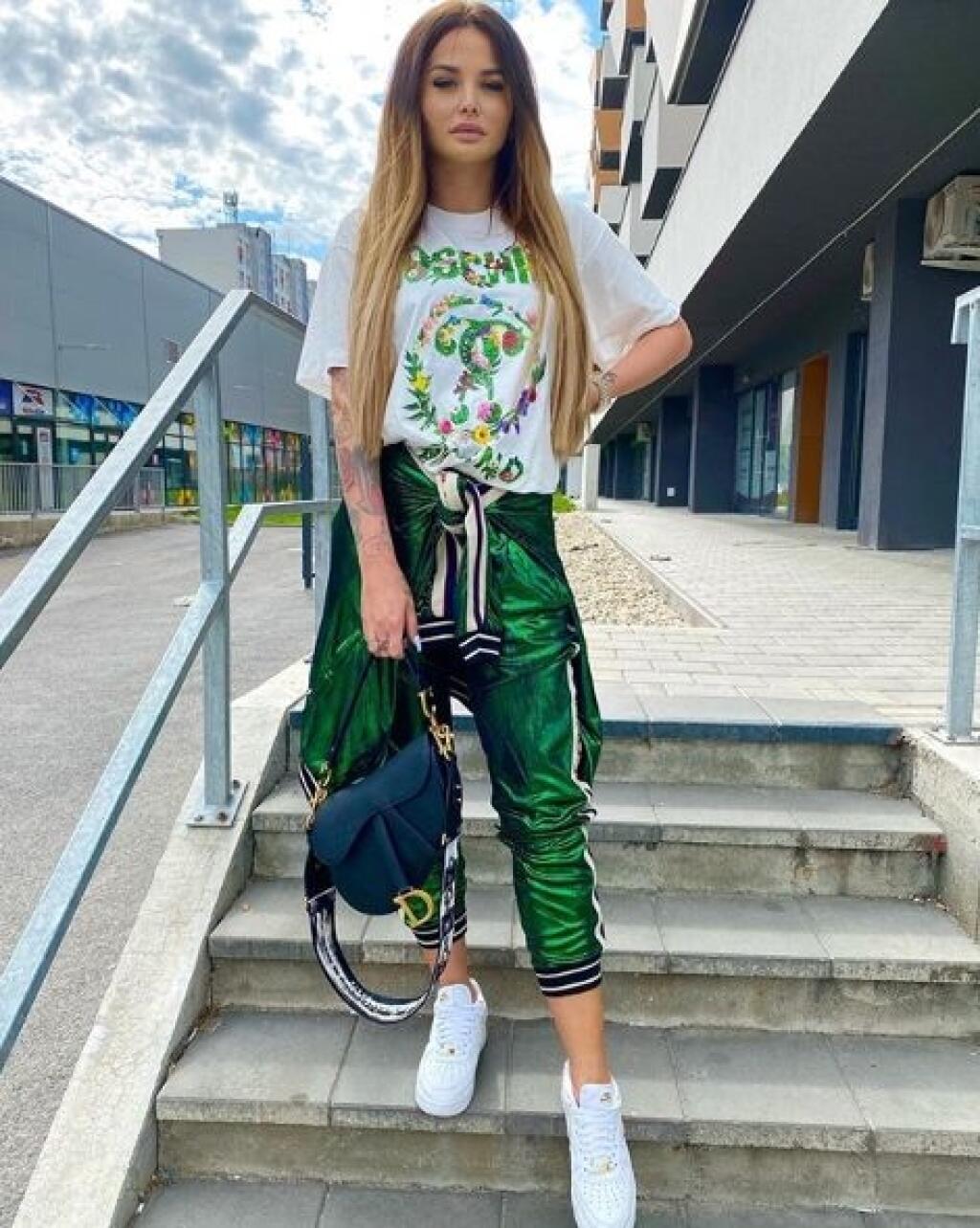 Zuzana Plačková sa pochválila, ako venčí tigra.