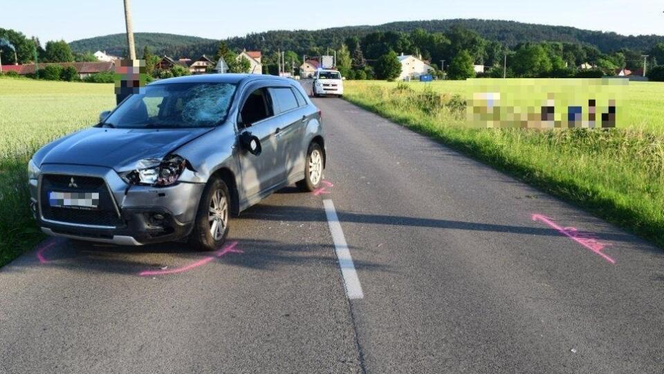 Čelnú urážku s autom cyklista († 54) neprežil.