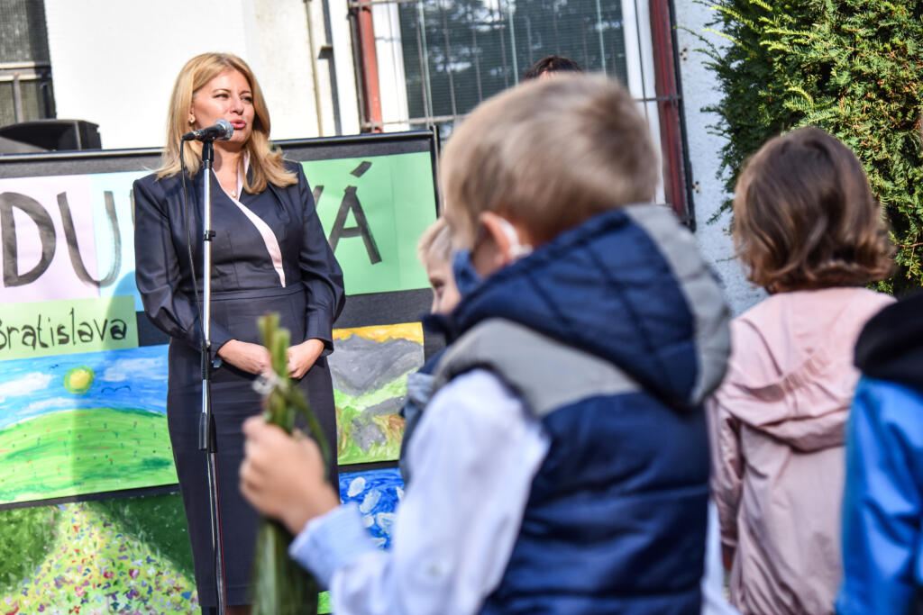 Na snímke prezidentka SR Zuzana Čaputová počas otvorenia nového školského roka na Základnej škole Dubová 2. septembra 2021 v Bratislave. FOTO TASR - Pavol Zachar
