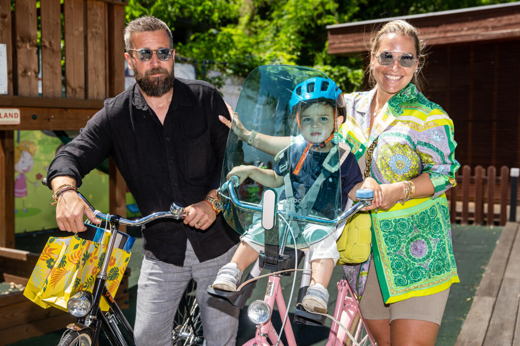 Prezentácia káv v Bratislave. Na snímke Dominika Cibulková so synom Jakubkom a manželom Michalom.