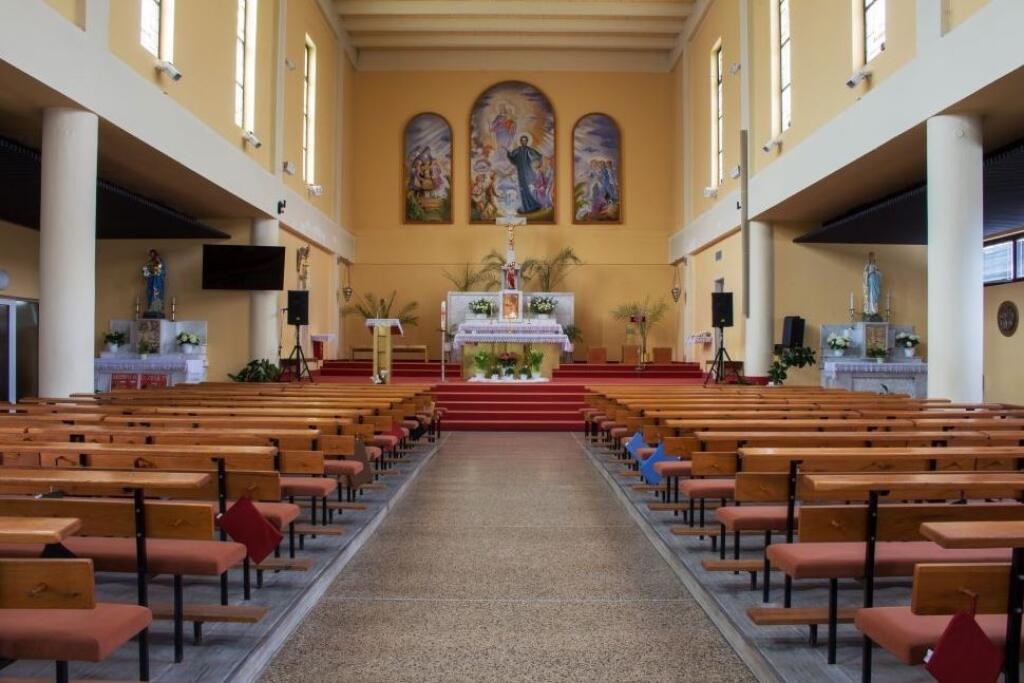 Farský kostol sv. Don Bosca (Trnávka, saleziáni).