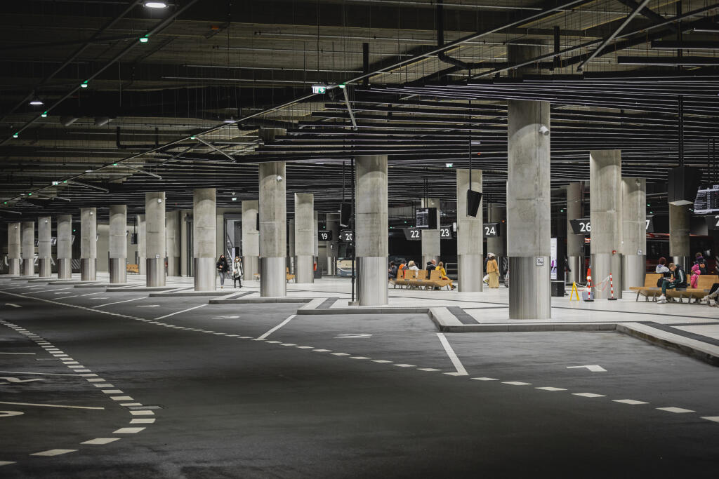Od 15. novembra 2021 zabezpečuje prímestskú autobusovú dopravu v Bratislavskom samosprávnom kraji spoločnosť Arriva.
