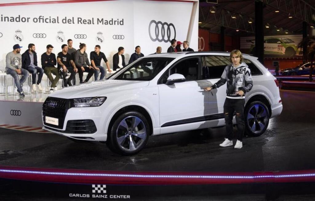 Aj chorvátsky stredopoliar Luka Modrič vyfasoval od Realu Madrid služobné Audi.