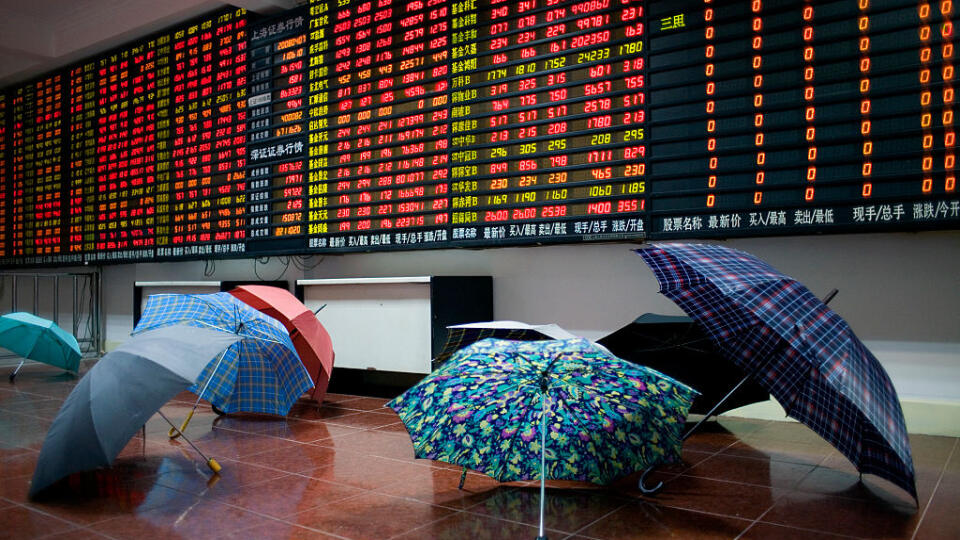 China - Shanghai - Stock Market Crash - Umbrella's Dry on the Floor