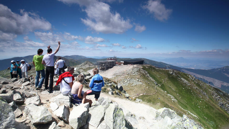 Horská turistika je ideálnym športom pre zdravie.