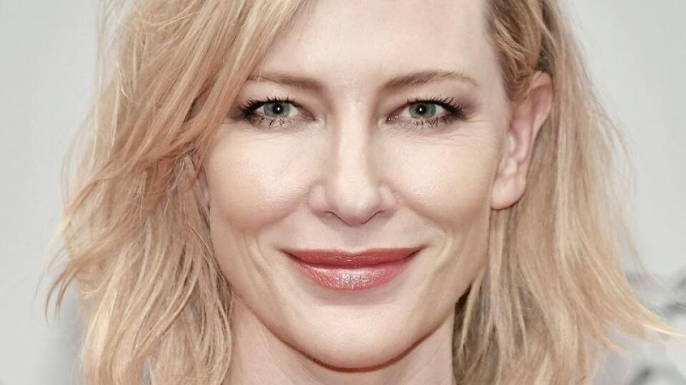 Kate Blanchett (48): Krása vychádza zvnútra – a keď sú dobré gény a mejkap, žiariť môžete aj tesne pred 50-kou. 