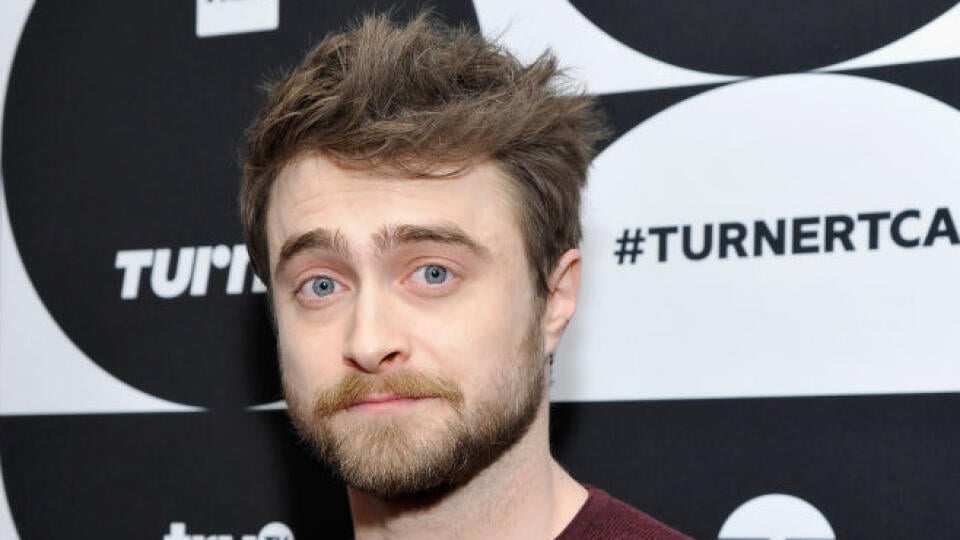 PASADENA, CA - FEBRUARY 11:  Daniel Radcliffe of the television show 'Miracle Workers' poses in the green room during the TCA Turner Winter Press Tour 2019 at The Langham Huntington Hotel and Spa on February 11, 2019 in Pasadena, California. 505702  (Photo by John Sciulli/Getty Images for Turner)