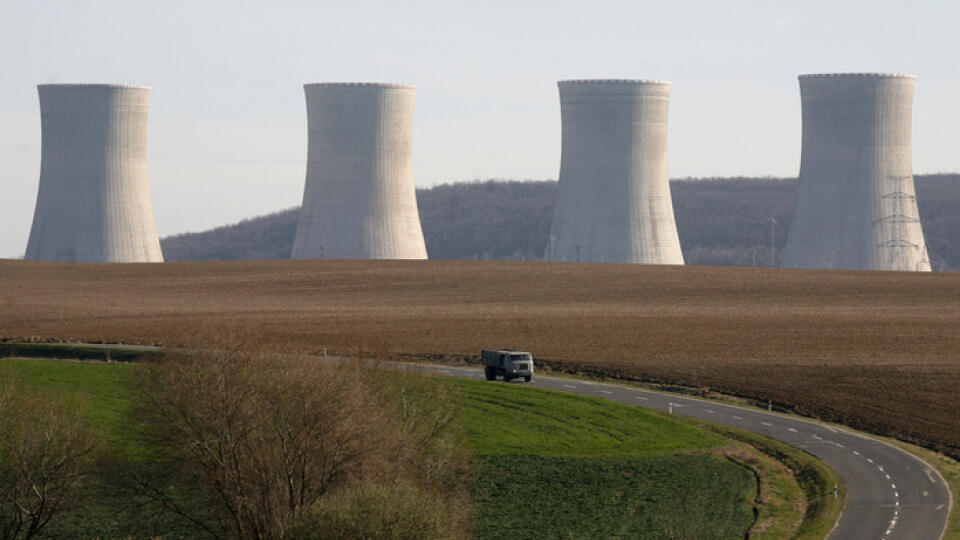 The cooling towers of the unfinished blocks 3 and 4 of the Nuclear Power Plant Mochovce some 160 km (some 100 miles) east of Bratislava, Slovakia on Thursday March 15, 2007. The construction of the two remaining blocks was put on hold in 1992 but last month Italy's energetic group Enel agreed with Slovak government to invest approx. 1,4 billion euros and finish the construction in 2012. (AP Photo/Petr David Josek)