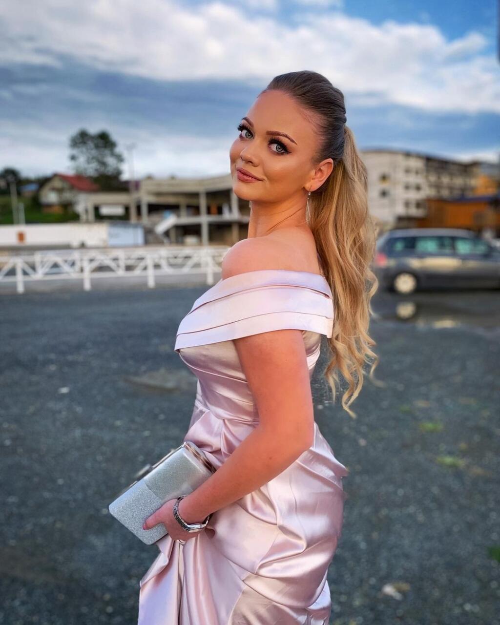 Sexi Kanita Barakovičová sa rozhodla preraziť vo futbale. Ak to nevyjde, môže byť pokojne modelkou.