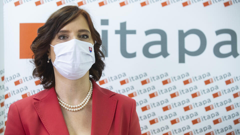 Na snímke podpredsedníčka vlády SR pre investície a informatizáciu Veronika Remišová počas tlačovej konferencie na podujatí Jarná ITAPA 2020: Digitalizácia spoločnosti a kybernetická bezpečnosť 26. mája 2020 v Bratislave. FOTO TASR - Jakub Kotian