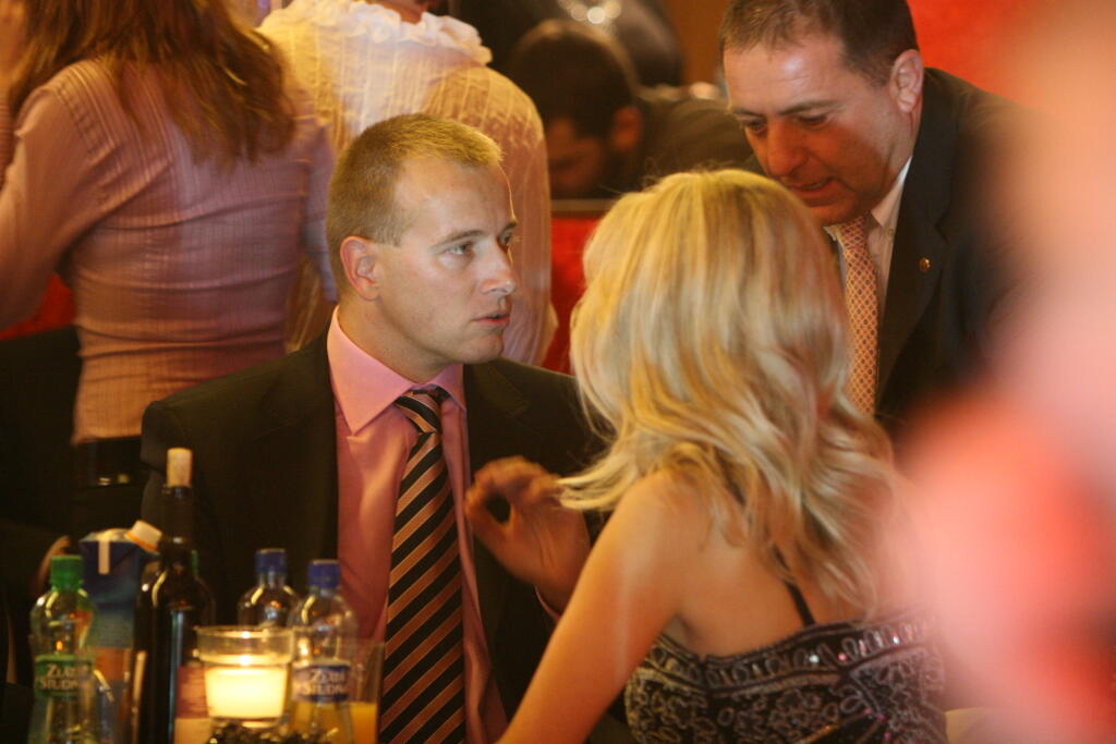 Lets dance, markiza, tanec, PKO, Kateřina Brožová, Boris Kollár
11.13.2006
Bratislava, PKO
pôvodný súbor:mhIMG_1695.JPG