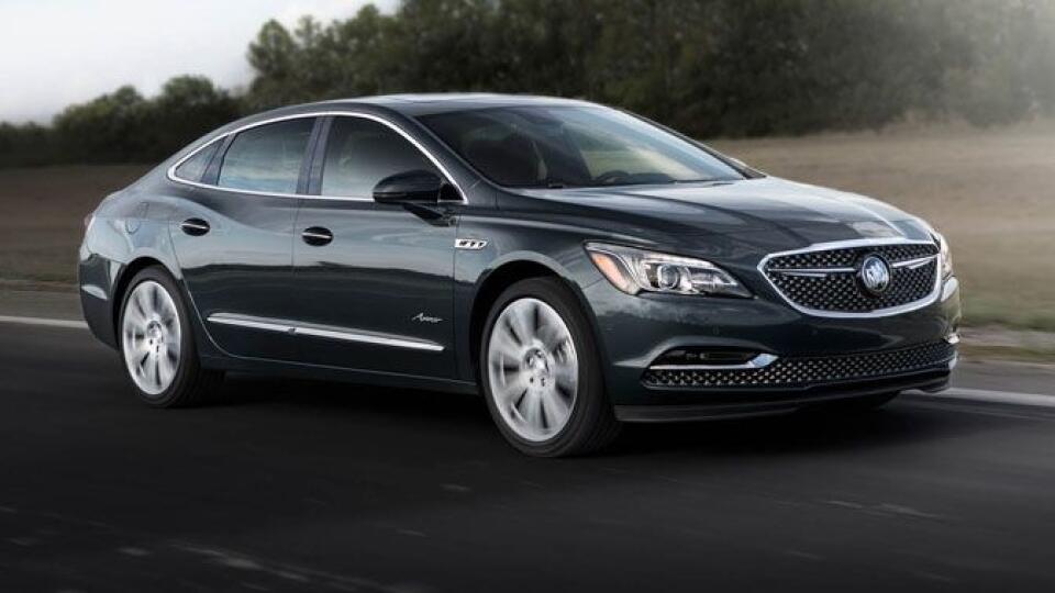 Buick LaCrosse Avenir