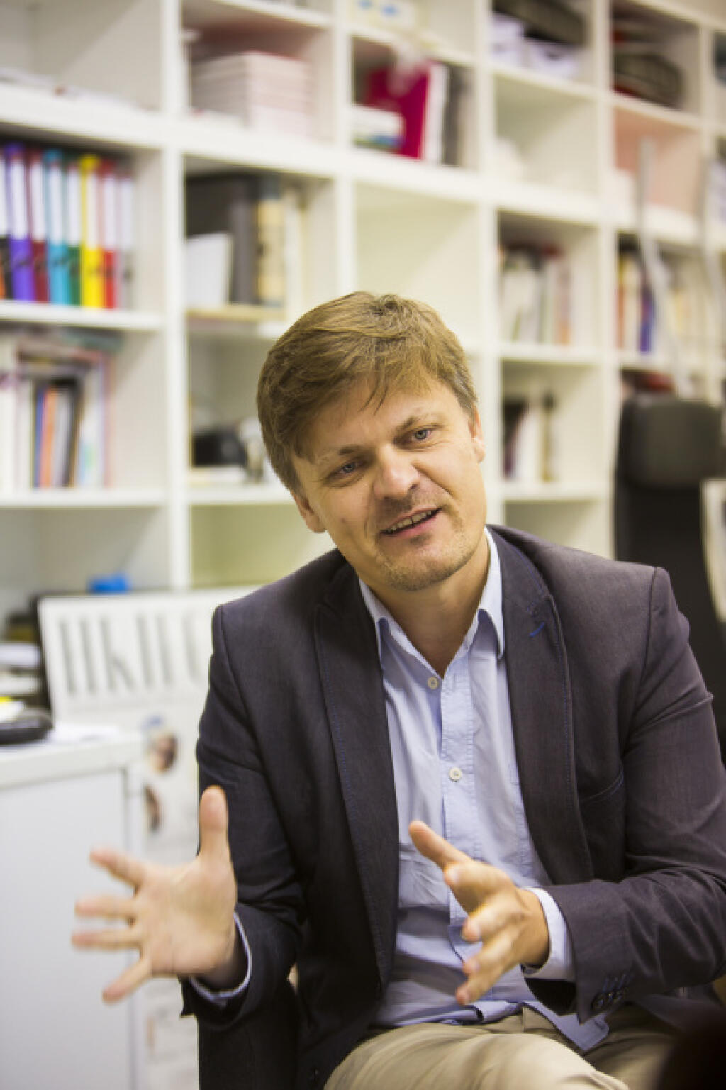Jozef Kovalčík - prorektor VŠVU
