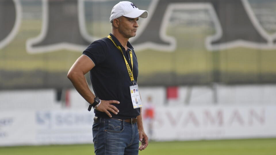 Slovák Juraj Jarábek by sa mal počas reprezentačnej pauzy stať novým trénerom českého fortunaligistu MFK Karviná.
