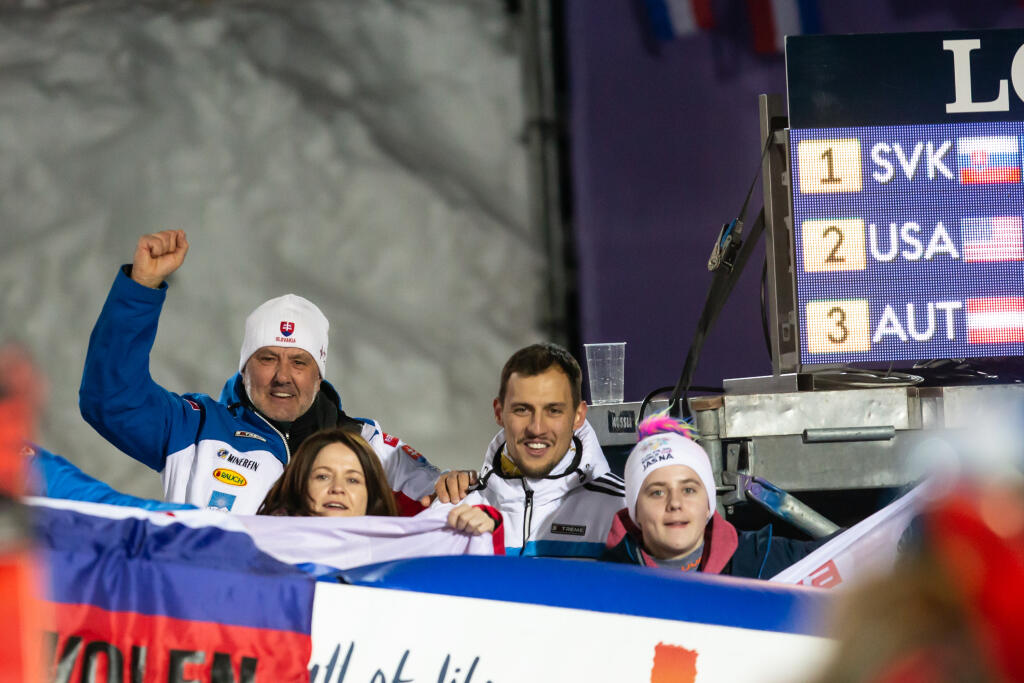 Na snímke je Michal Kyselica a Igor Vlha počas druhého kola slalomu svetového pohára v Chorvátskom Zahrebe.