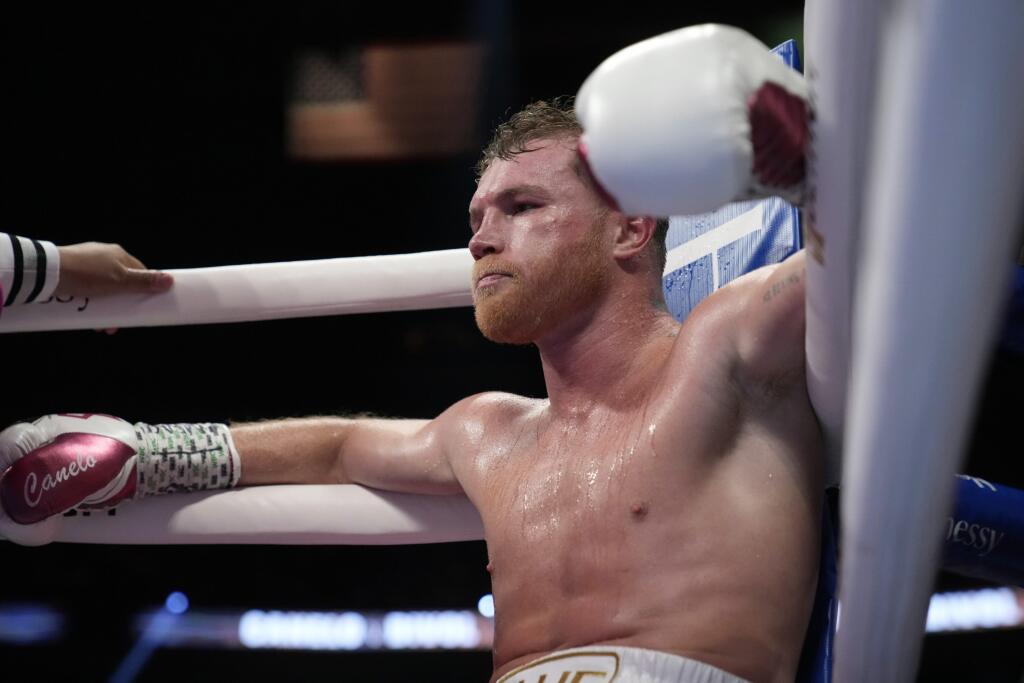 Mexický boxer má tituly zo štyroch váhových kategórií