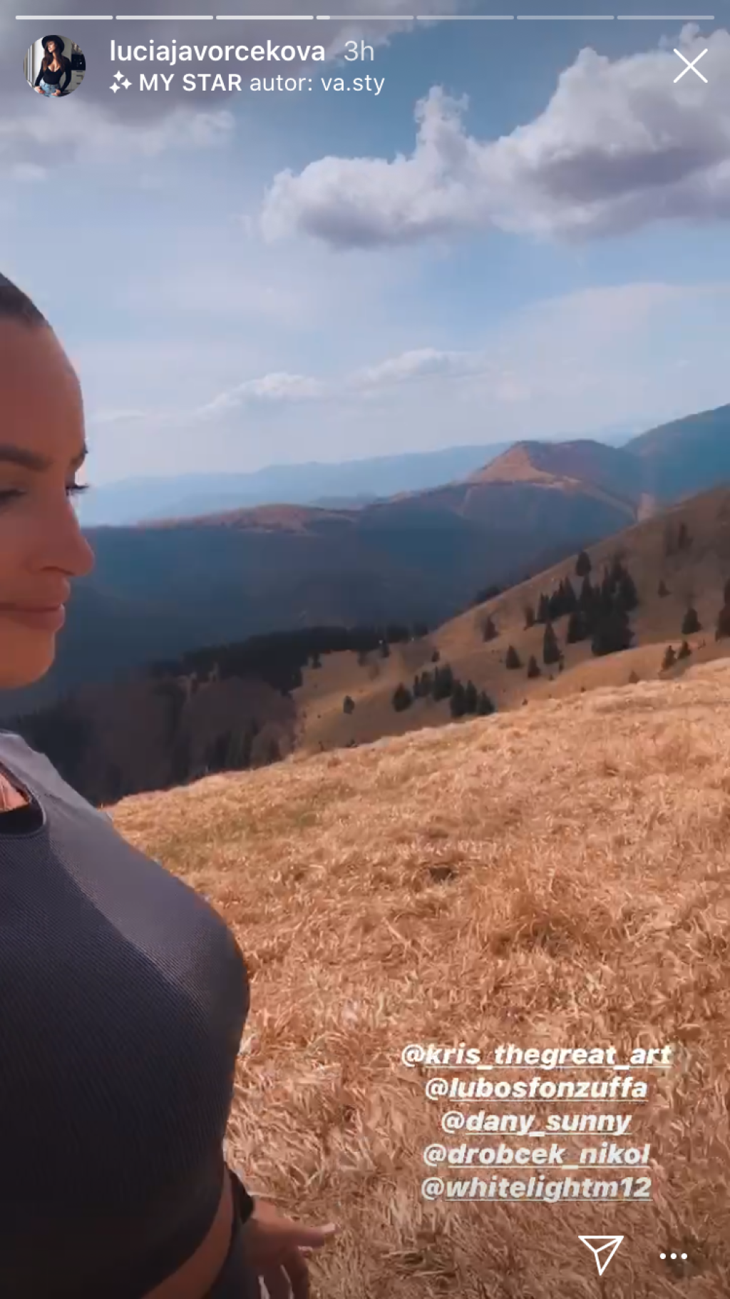 Šťastná Lucia dosiahla vrchol Zvolena s úsmevom na tvári.