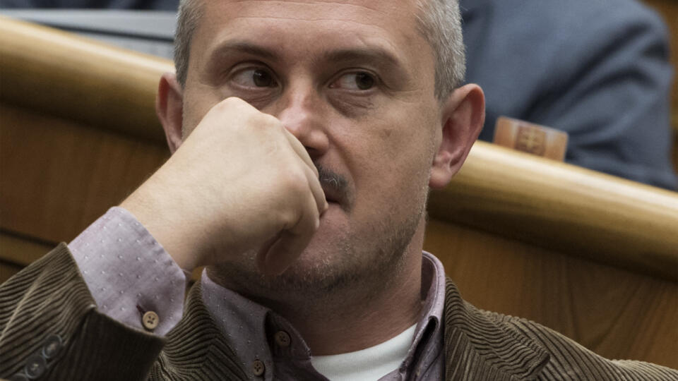 Marian Kotleba je v karanténe, jeho advokát je pozitívny na koronavírus.