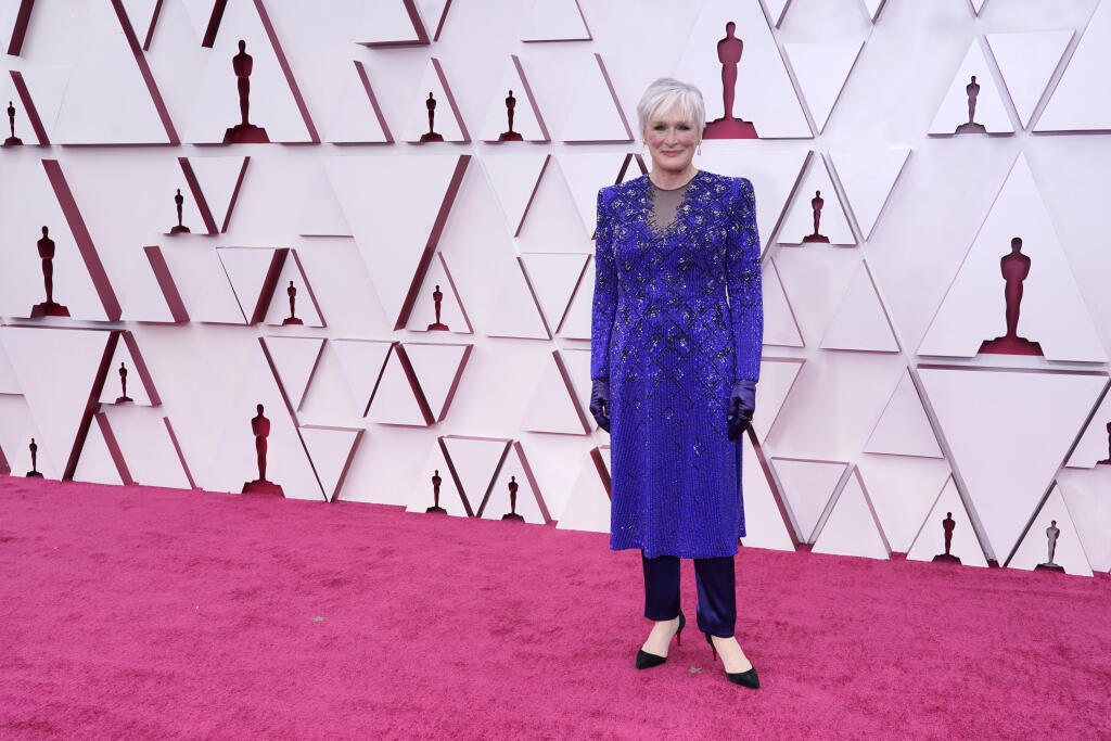 Glenn Closová prichádza na 93. ročník udeľovania filmových cien Oscar 25. apríla 2021 na železničnej stanici Union Station v Los Angeles.
