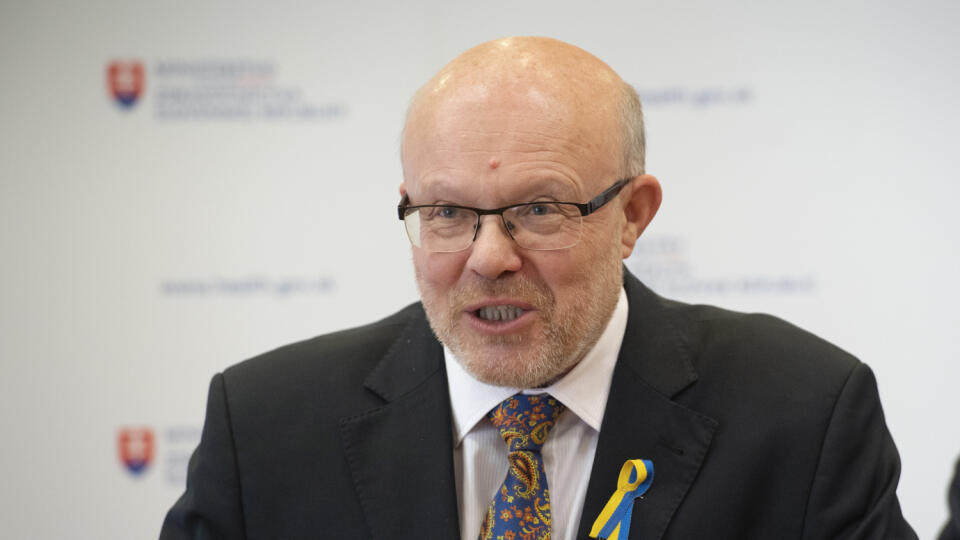 Na snímke minister zdravotníctva Českej republiky Vlastimil Válek počas tlačovej konferencie po bilaterálnom rokovaní so slovenským rezortným partnerom Vladimírom Lengvarským v Bratislave v pondelok 2. mája 2022. FOTO TASR - Pavel Neubauer