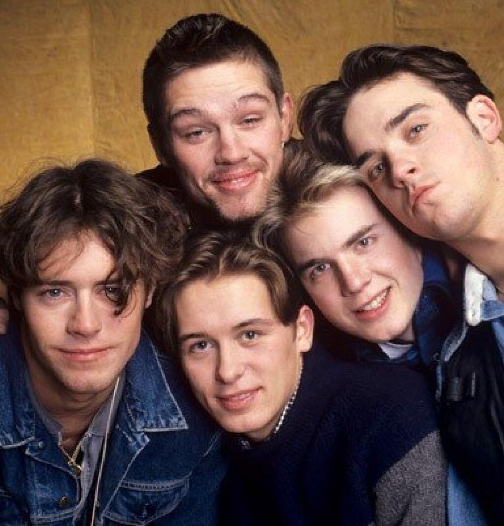 Тейк. Take that солисты. Группа take that молодые. Take that в молодости. Группа take that сейчас.