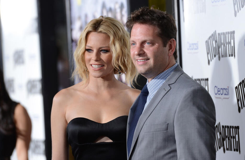 Elizabeth Banks a Max Handelman