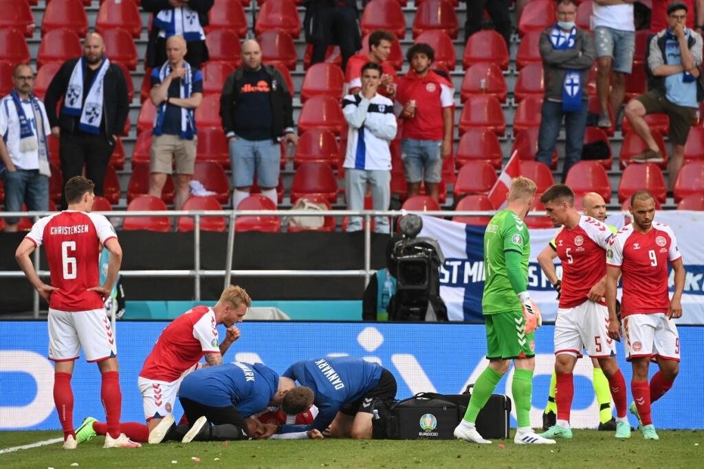 Najprv sa do resuscitácie pustili reprezentační lekári.