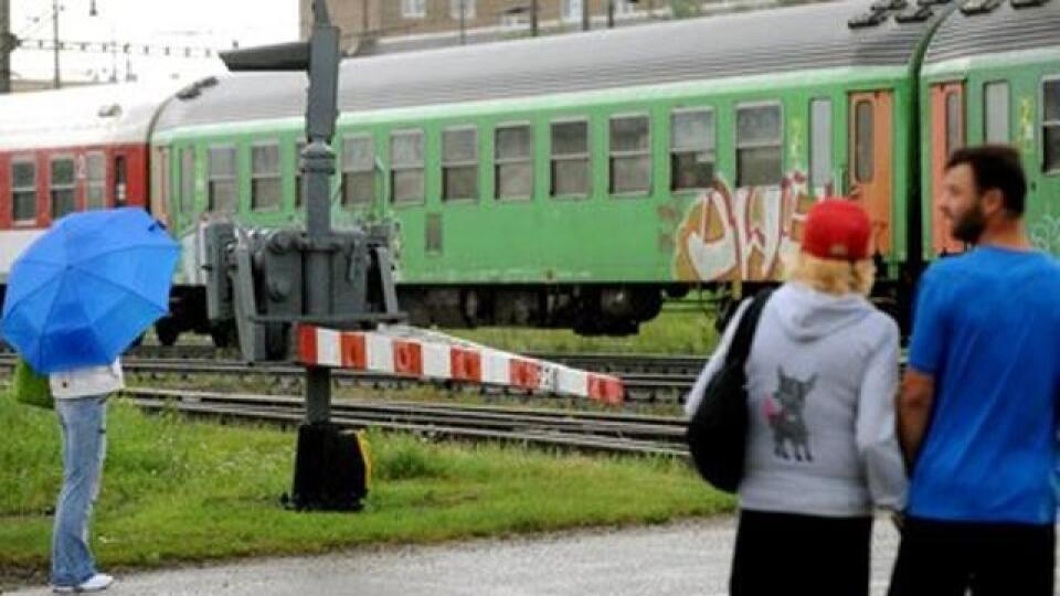 Vlaky už jazdia.