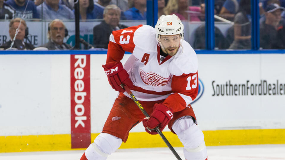 Dacjuk sa preslávil svojimi výkonmi v drese Detroitu, kde sa stal jedným z najlepších hráčov NHL.