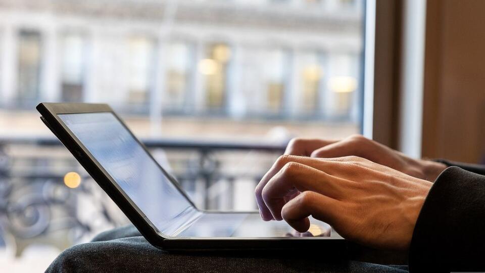 Lenovo je prvé s takouto formou notebooku