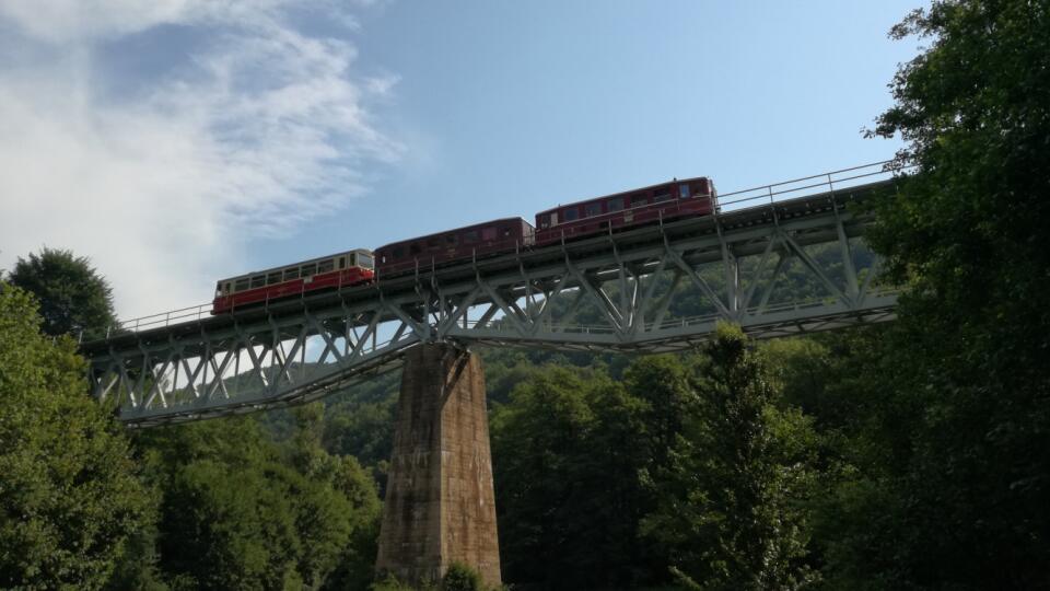 Banícky expres viezol turistov k atrakciám Banskej Štiavnice a Kremnice