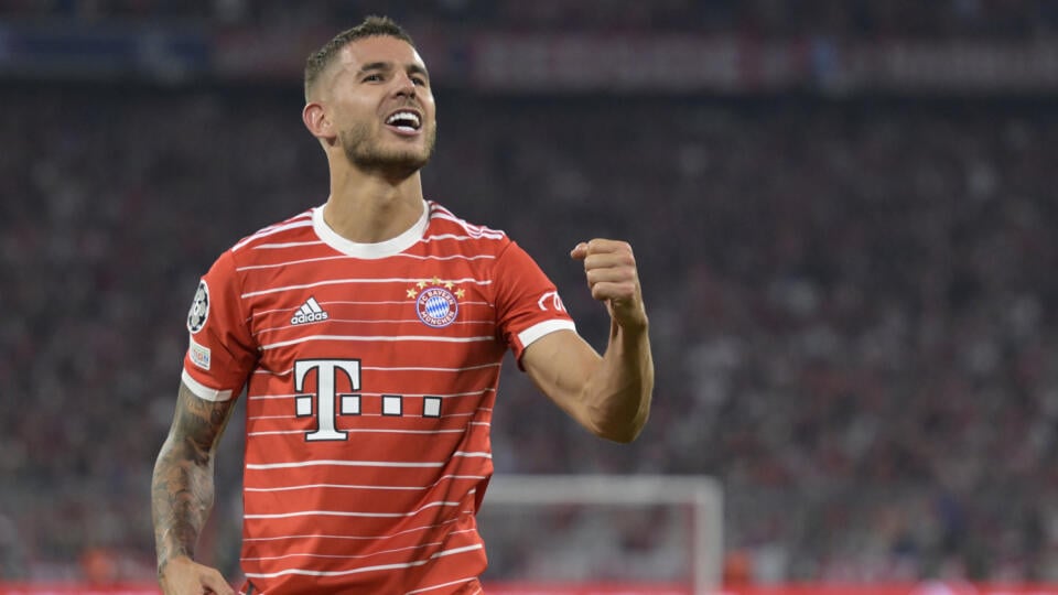 WA 69 Mníchov - Futbalista Bayernu Mníchov Lucas Hernandez sa teší po strelení úvodného gólu v zápase 2. kola C-skupiny Ligy majstrov Bayern Mníchov - FC Barcelona v Mníchove v utorok 13.septembra 2022. FOTO TASR/AP
Bayern's Lucas Hernandez celebrates after scoring his side's opening goal during the Champions League, group C soccer match between Bayern Munich and Barcelona at the Allianz Arena in Munich, Germany, Tuesday, Sept. 13, 2022. (AP Photo/Andreas Schaad)